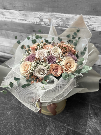 Nude Deluxe Roses - 